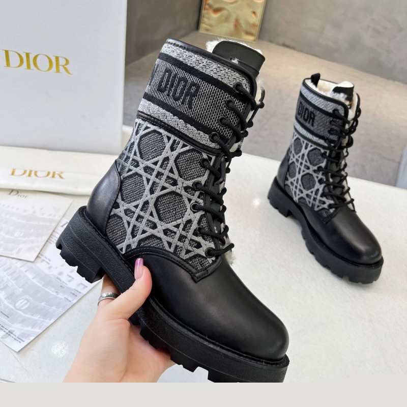 ch**an D*or boots